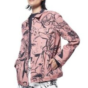 The Kit Olivia graphic jean jacket women’s size S